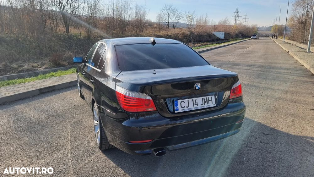 BMW Seria 5 520d - 5