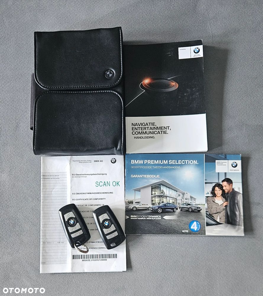 BMW Seria 5 520d - 16