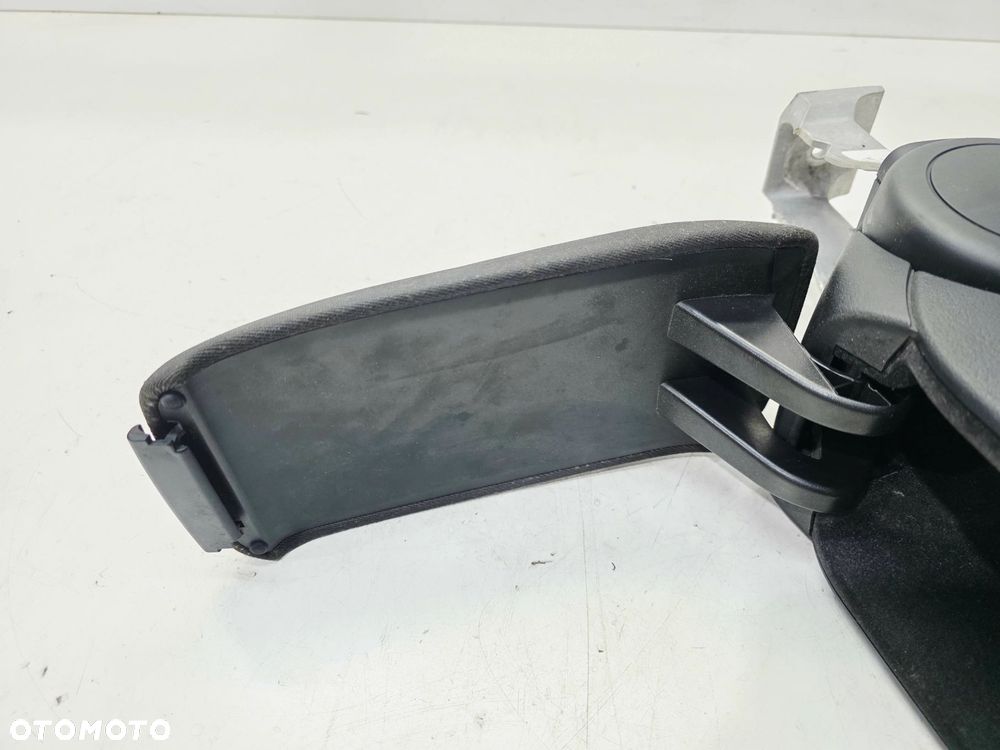PODŁOKIETNIK PRZÓD REGULOWANY AUDI A3 8P 8P0864207F 6PS SOUL - 9