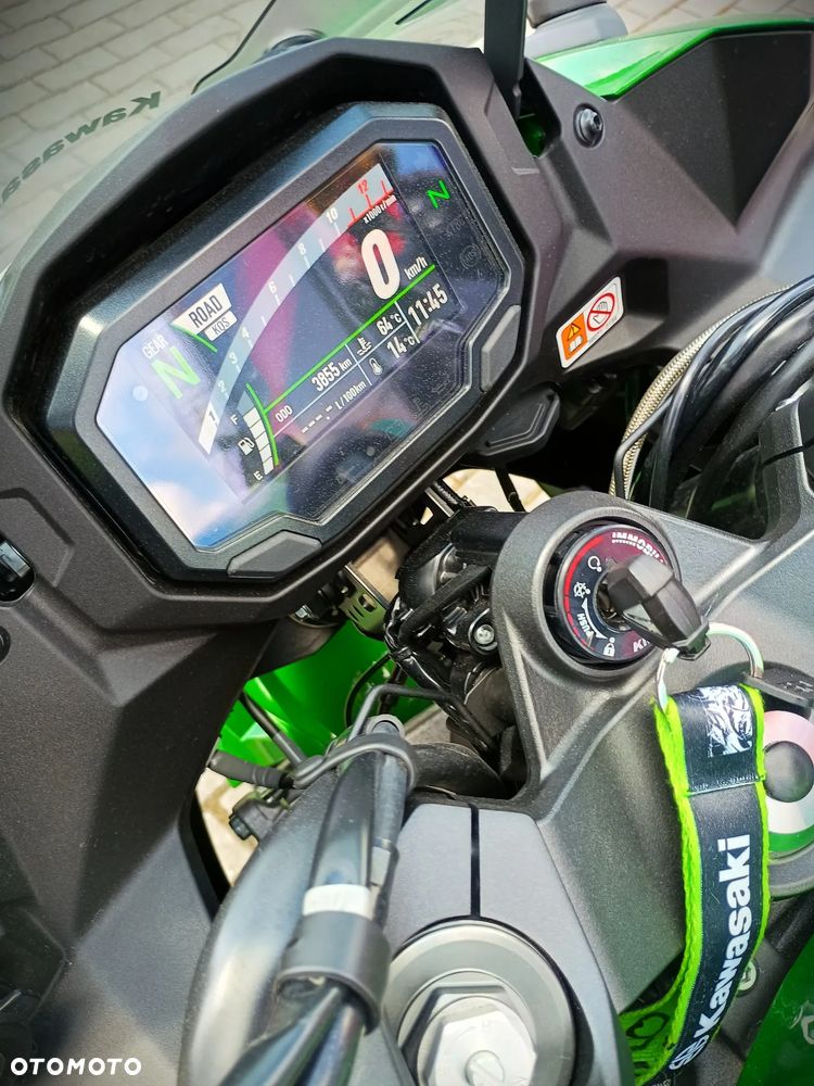 Kawasaki Ninja 1000 SX - 5