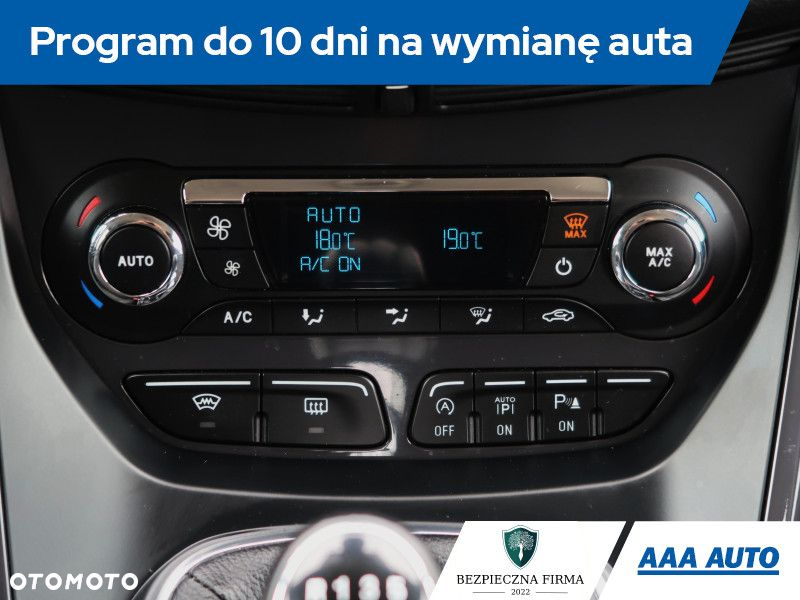Ford Kuga - 19