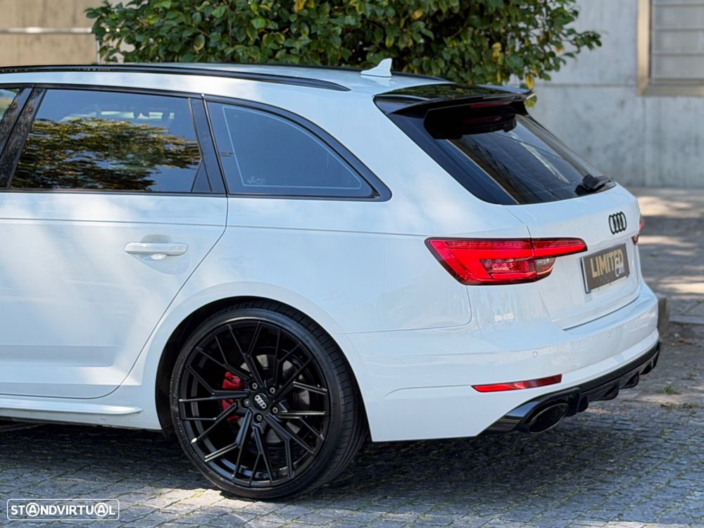 Audi A4 Avant - 7