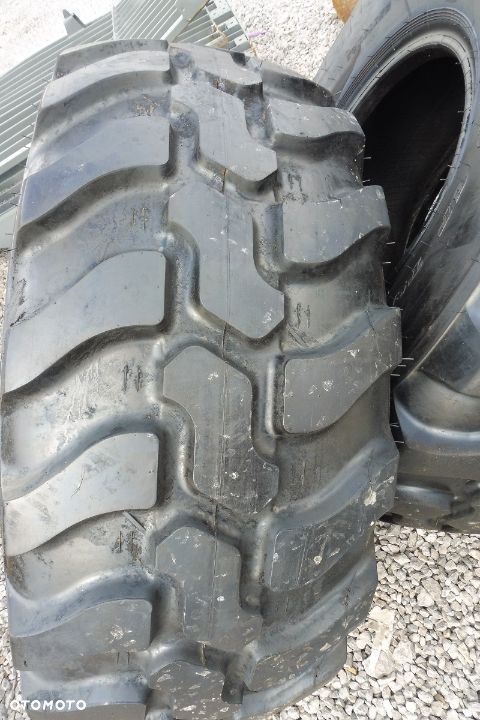 Opony do ładowarki 405/70 R20 , 365/70 r20 Prawie nowe dunlop mitas - 3