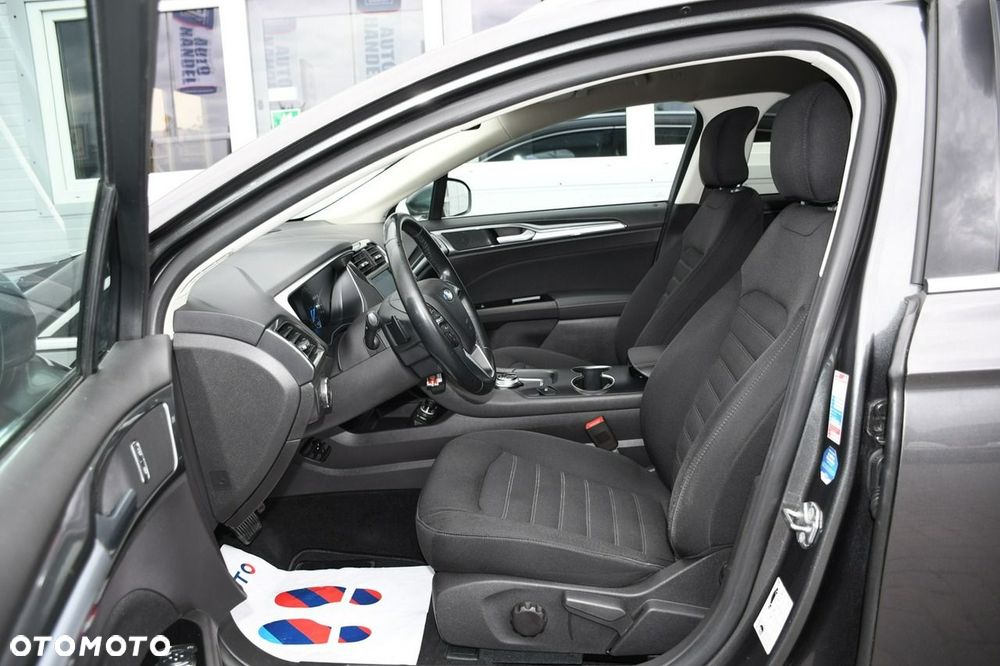 Ford Mondeo - 18