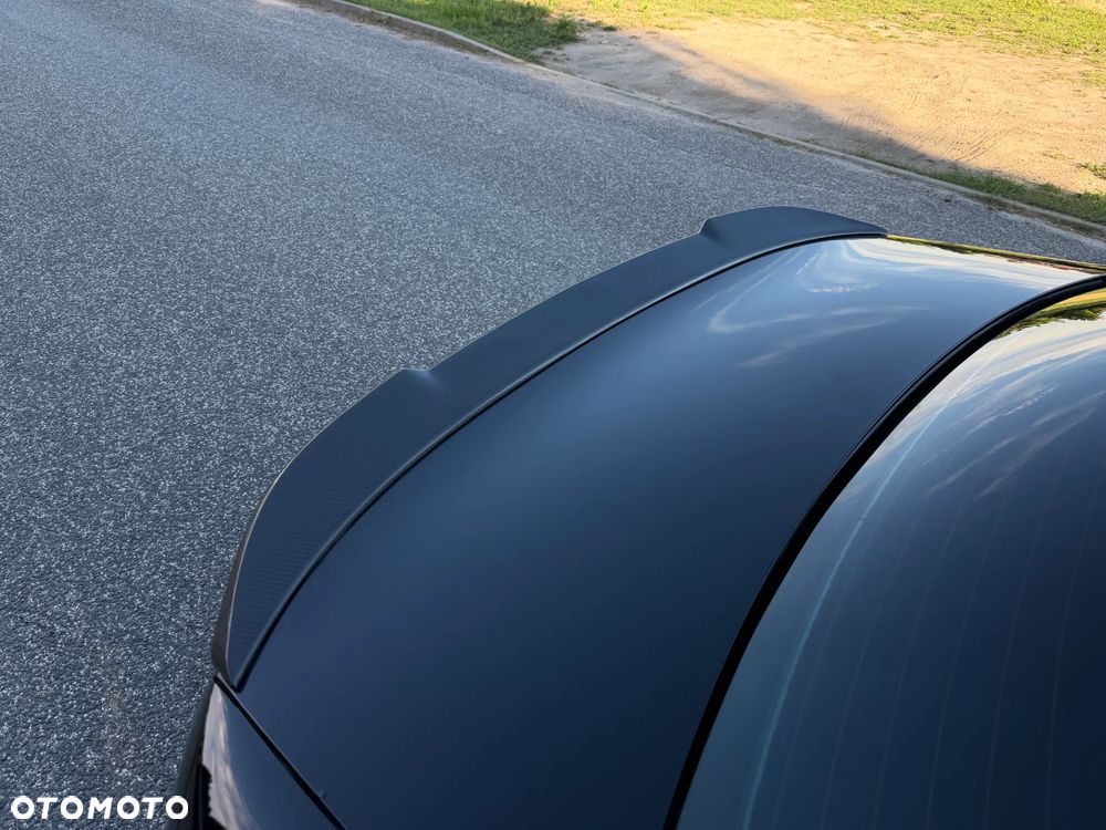 BMW Seria 3 330i M Sport - 15