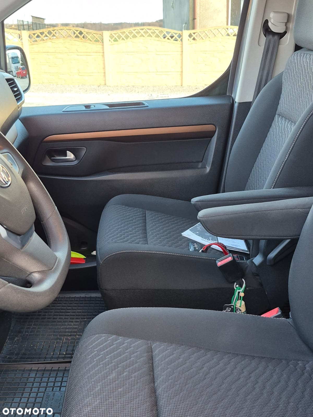 Toyota ProAce - 11