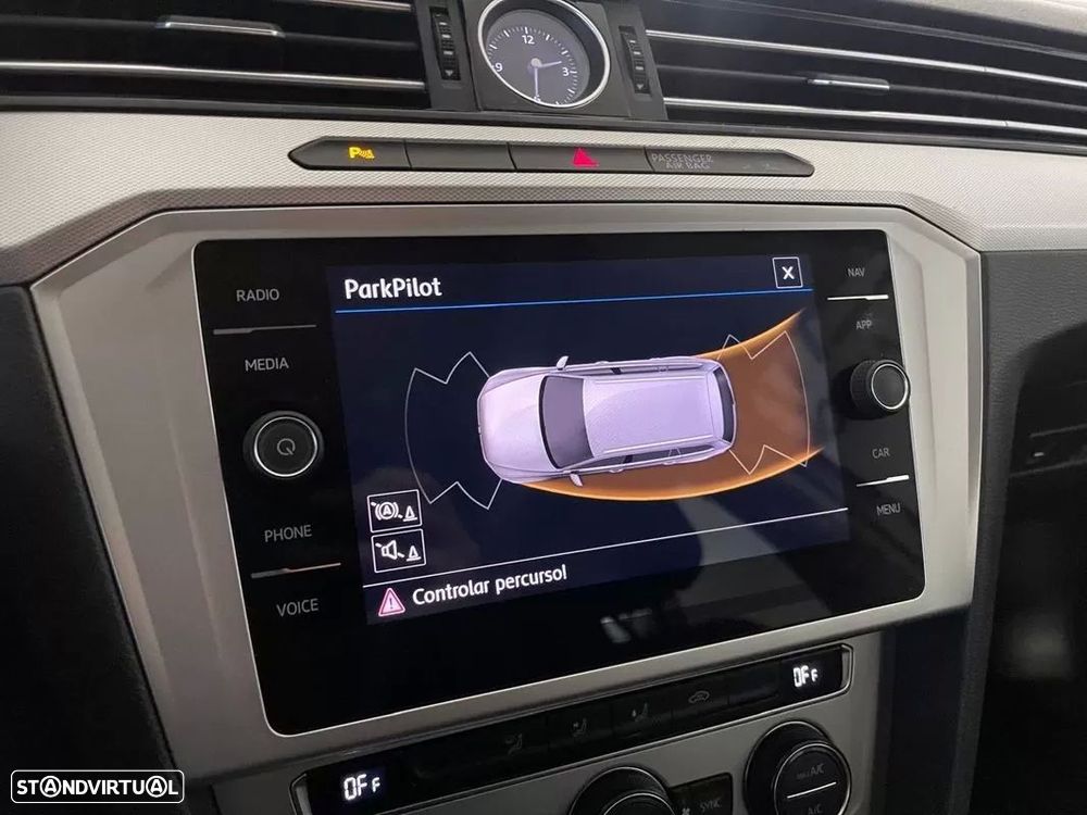 VW Passat Variant 2.0 TDI Elegance DSG - 22
