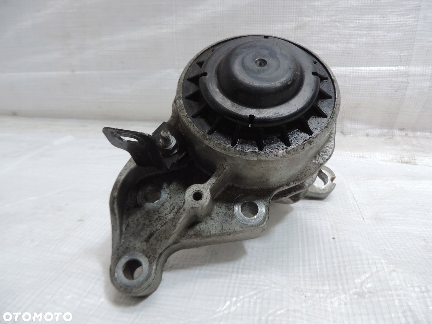 ŁAPA PODUSZKA SILNIKA FORD EDGE MK2 FORD MONDEO MK5 2.0 TDCI DS73-6F012-GG - 1