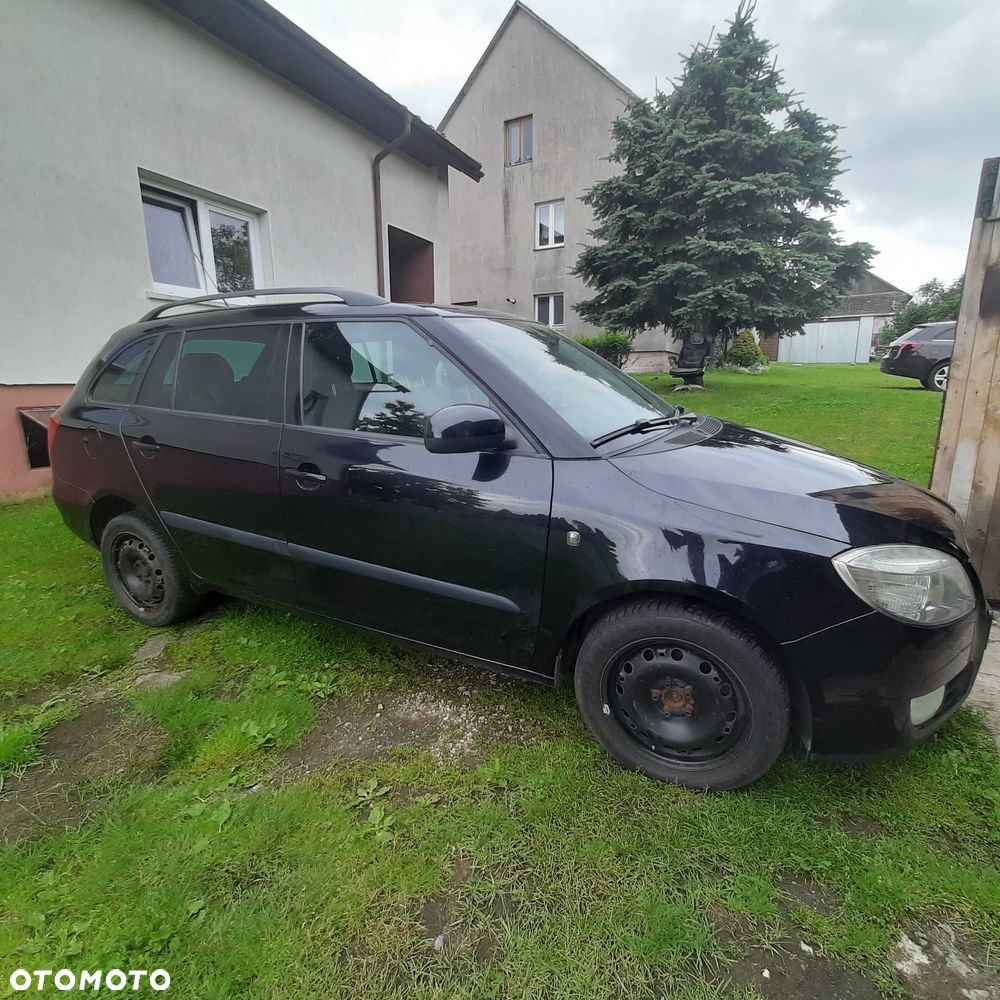 Skoda Fabia - 8