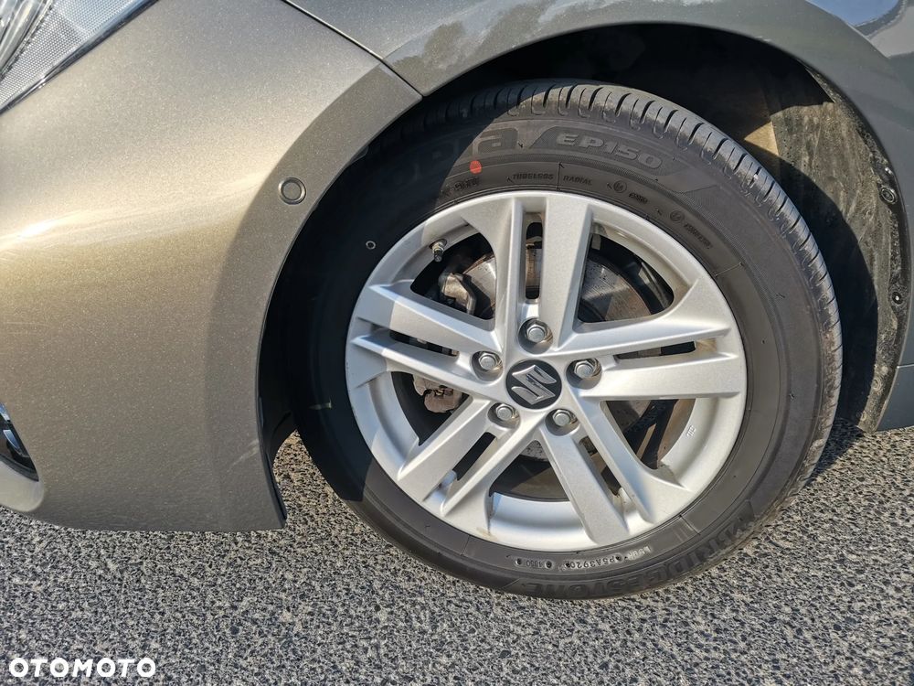 Suzuki Swace 1.8 Hybrid Elegance CVT - 10