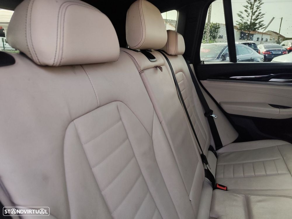 BMW X3 20 d xDrive - 24