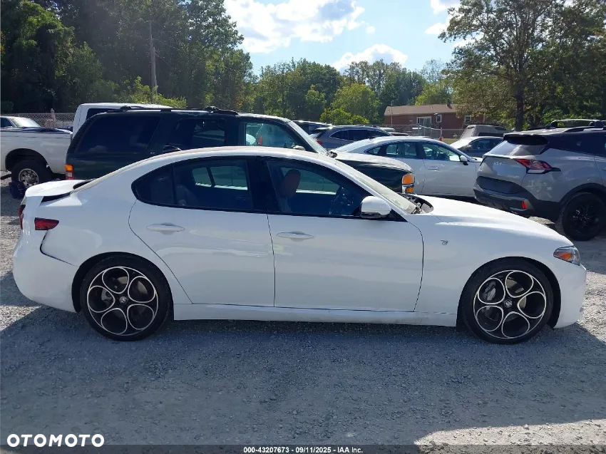 Alfa Romeo Giulia 2.0 Turbo TI - 6
