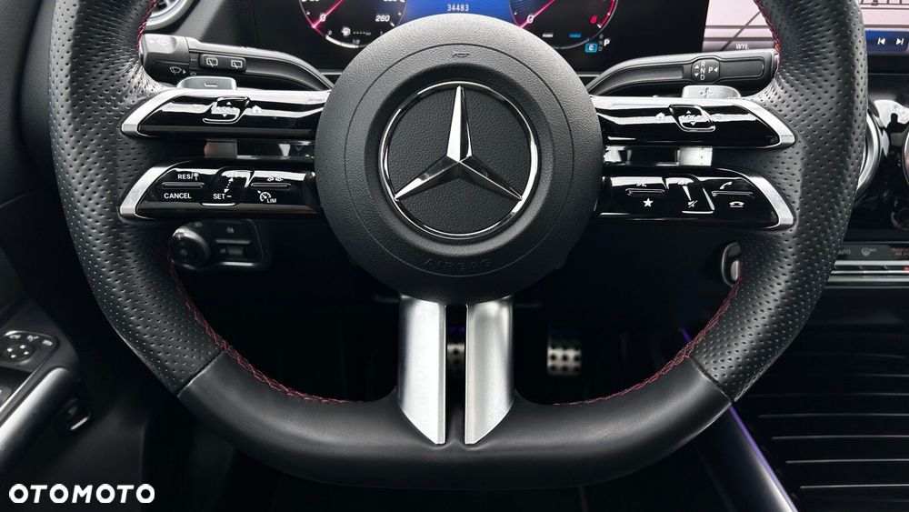 Mercedes-Benz GLA 200 AMG Line - 15