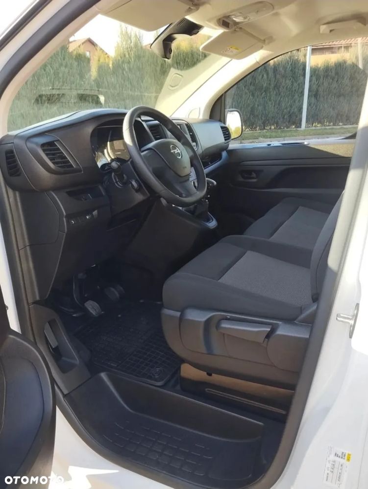 Opel Vivaro Lang - 5