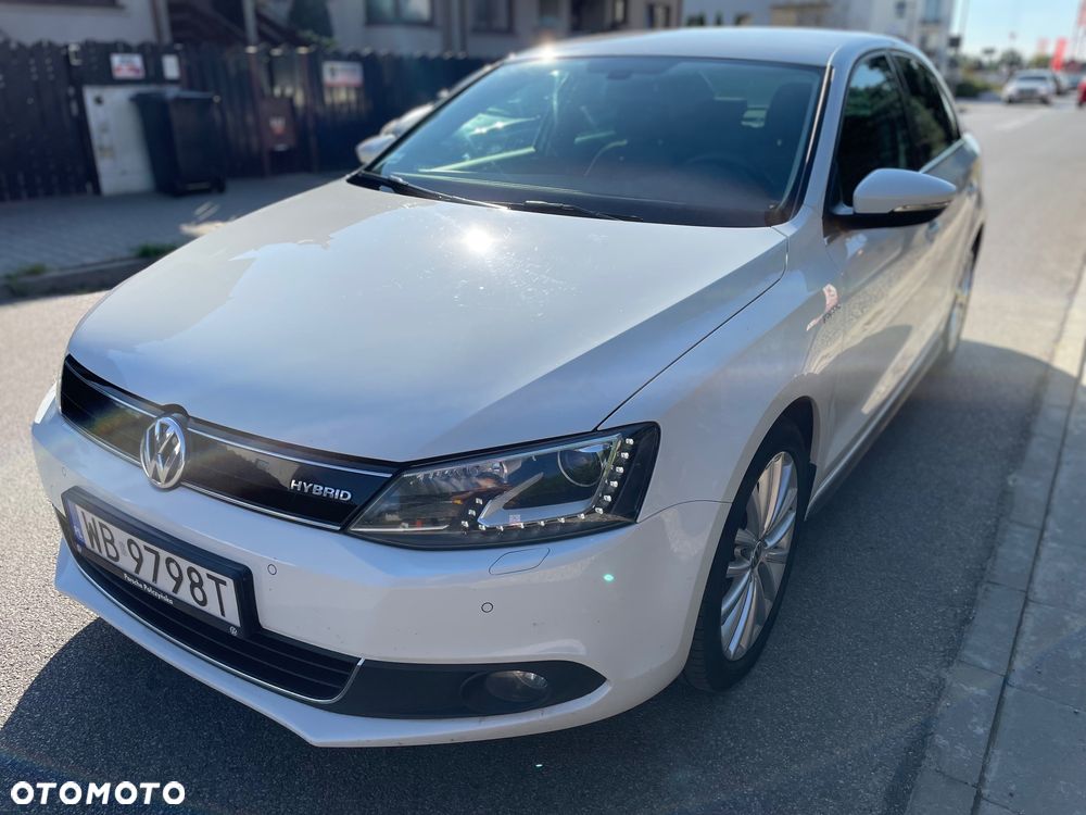 Volkswagen Jetta Hybrid - 4
