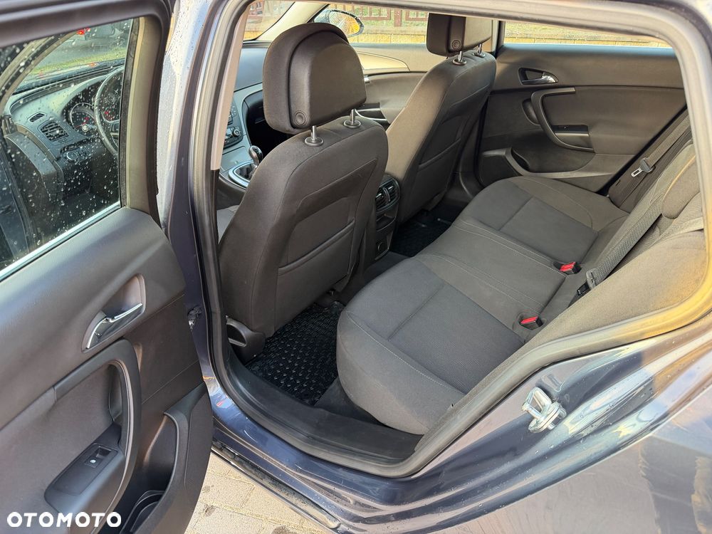 Opel Insignia 1.8 - 5
