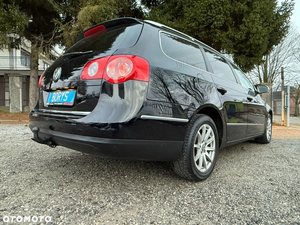 Volkswagen Passat 2.0 TDI DPF DSG Comfortline - 32