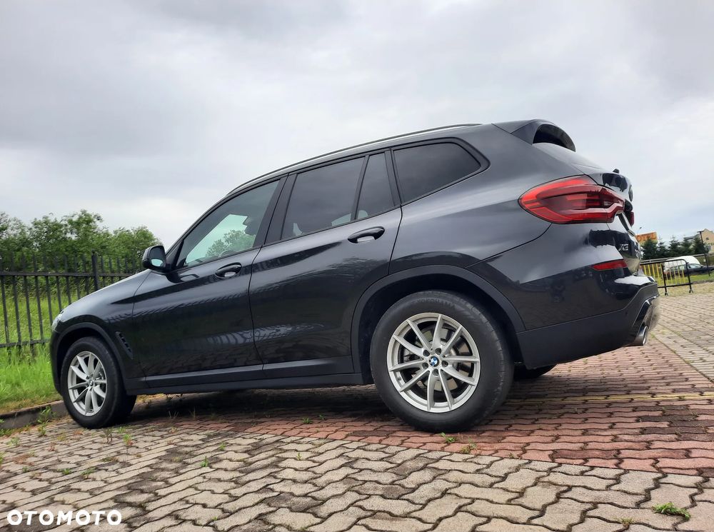 BMW X3 xDrive20i sport - 12