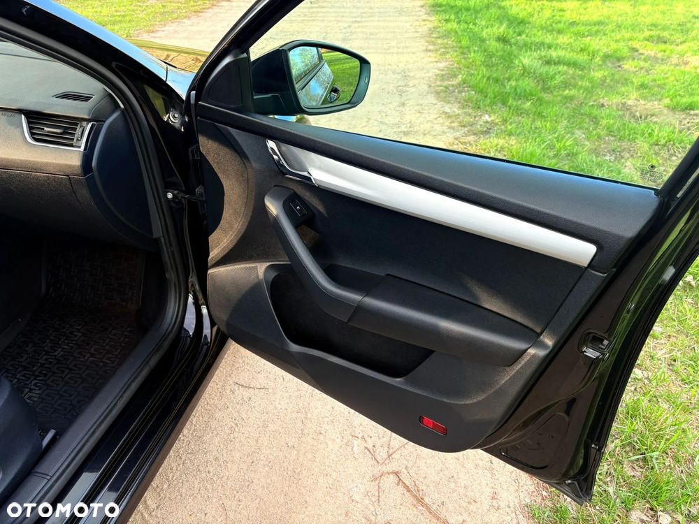 Skoda Octavia ver-1-6-tdi-scr-ambition - 11