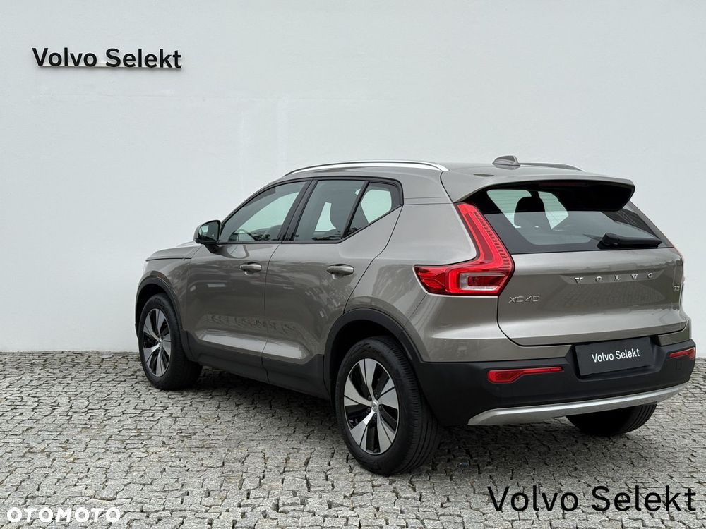 Volvo XC 40 - 6