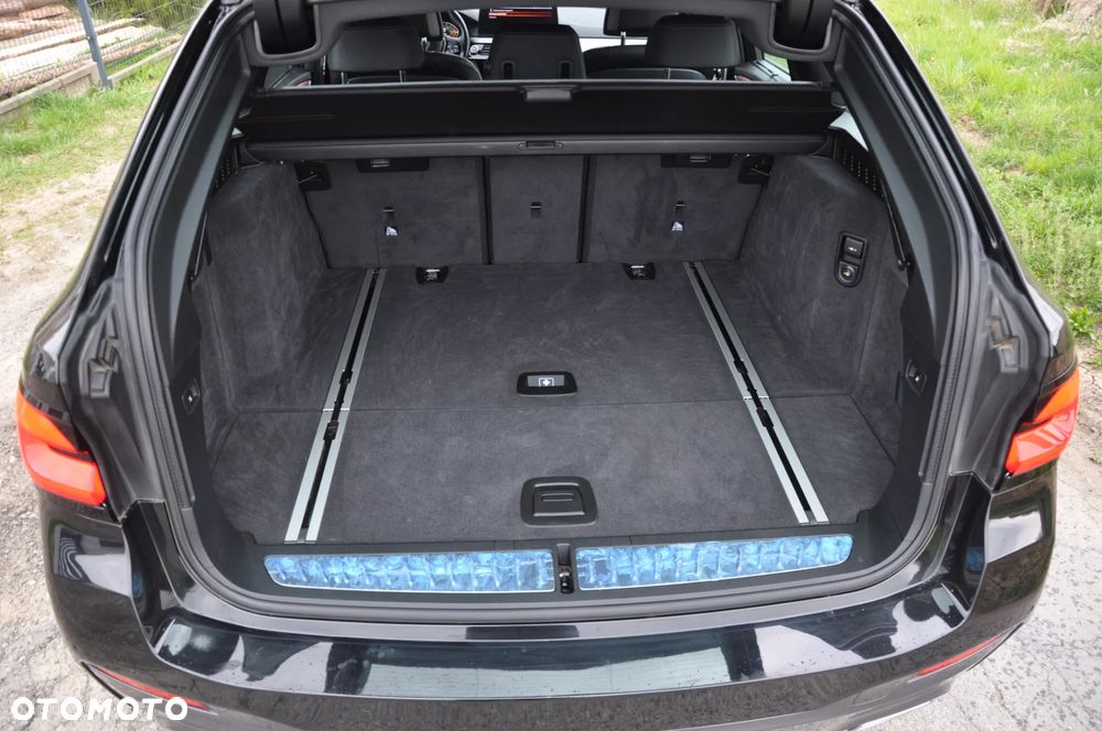 BMW Seria 5 520d xDrive mHEV M Sport sport - 29