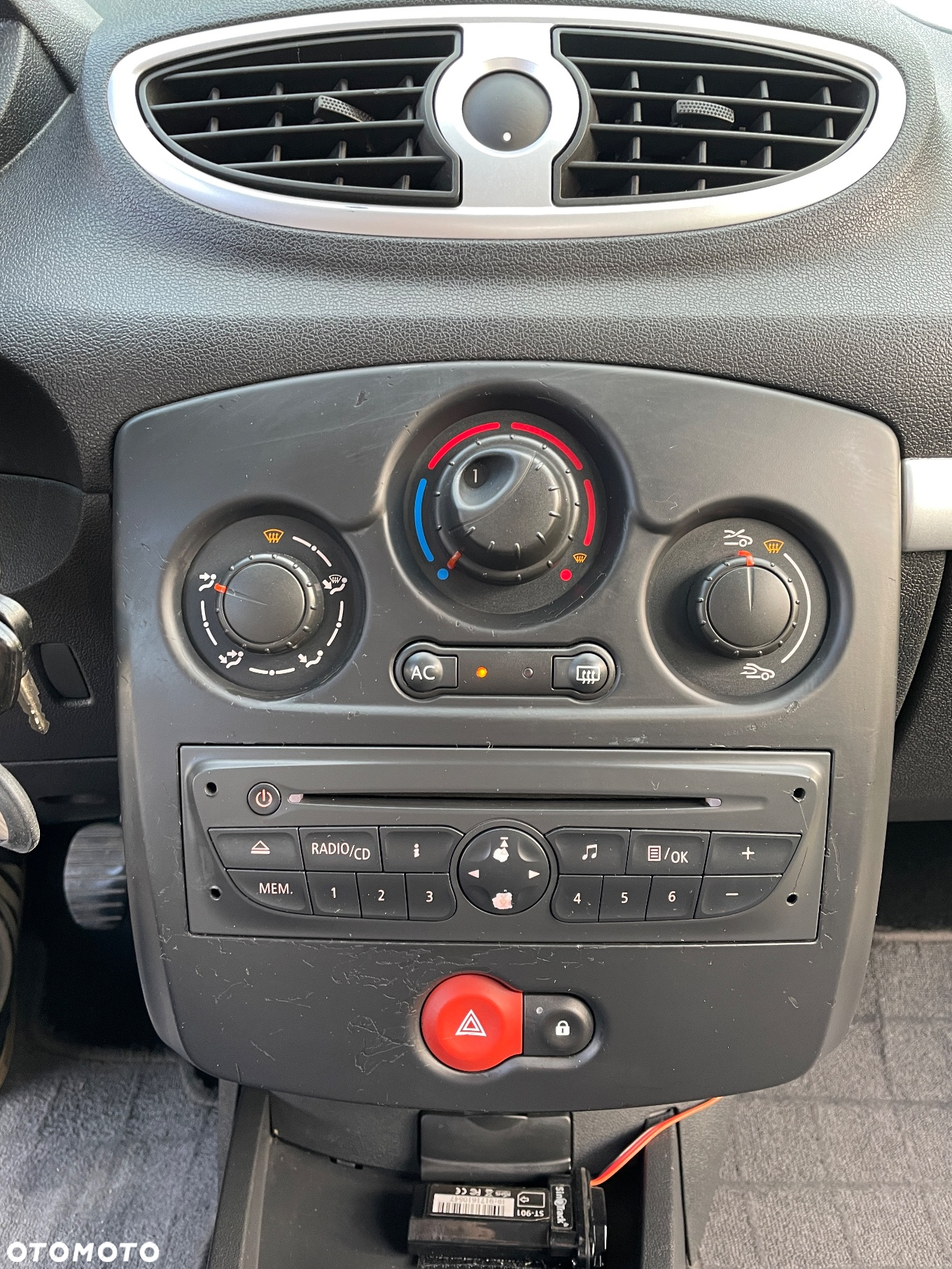 Renault Clio - 24