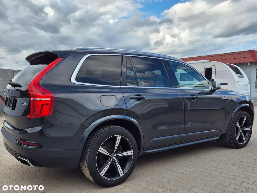 Volvo XC 90 D5 AWD Geartronic RDesign - 11