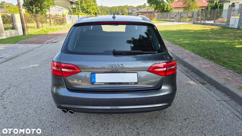 Audi A4 Avant 2.0 TDI DPF clean diesel Attraction - 8