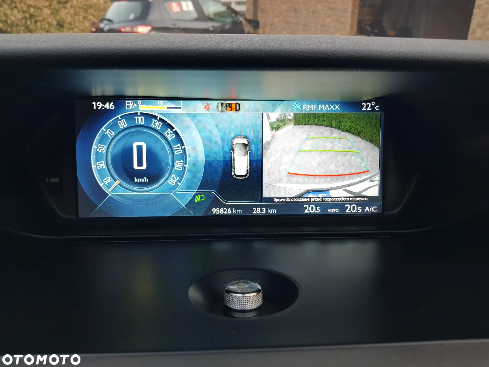 Citroën C4 Picasso 1.6 e-HDi Exclusive - 25