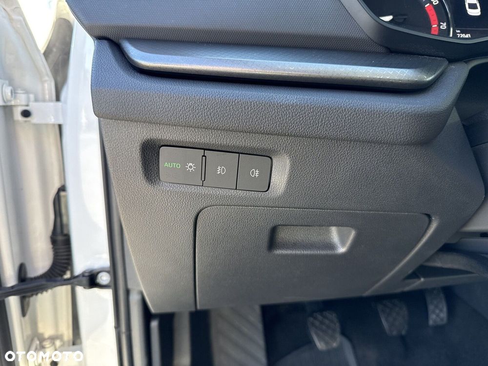 Skoda Octavia 1.5 TSI ACT Ambition - 20