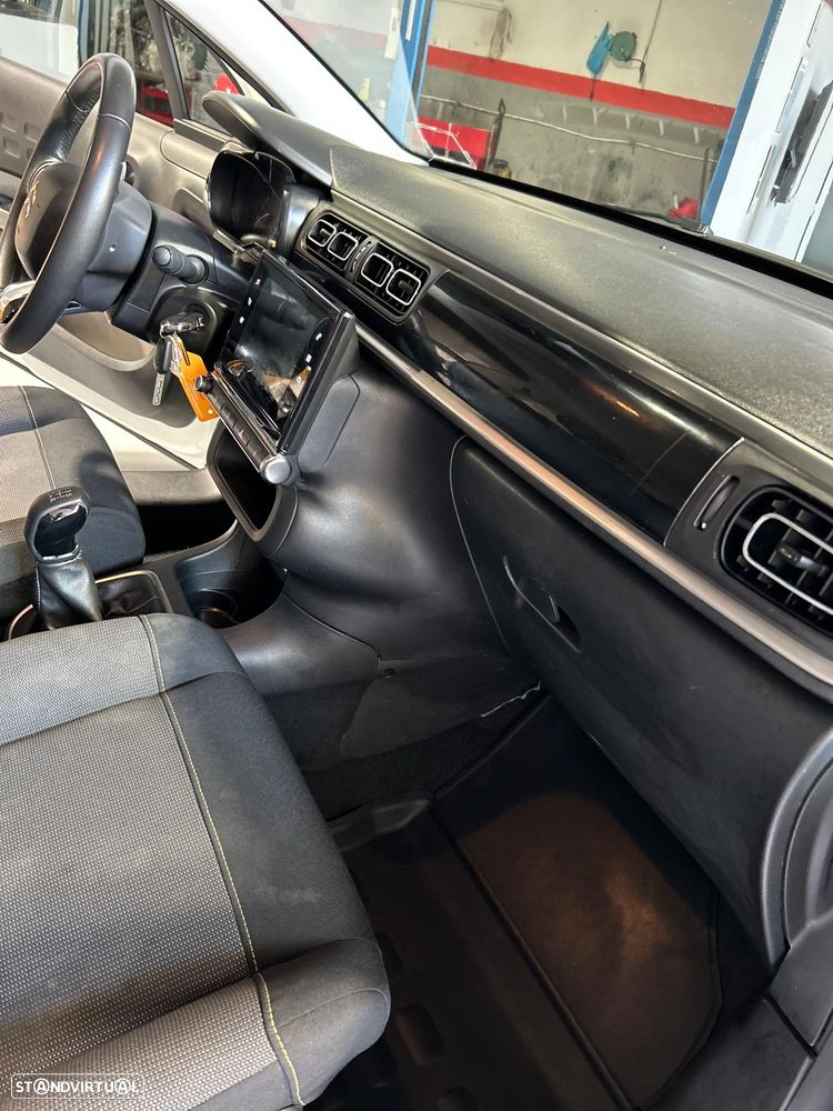 Citroën C3 Pure Tech S&S Shine - 16