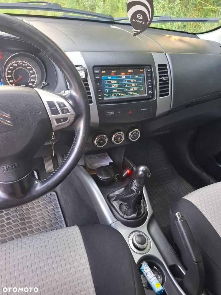 Citroën C-Crosser 2.2 HDi Exclusive - 8