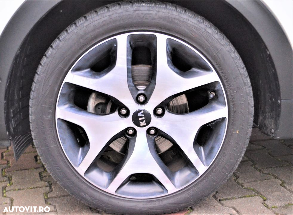 Kia Sportage - 12