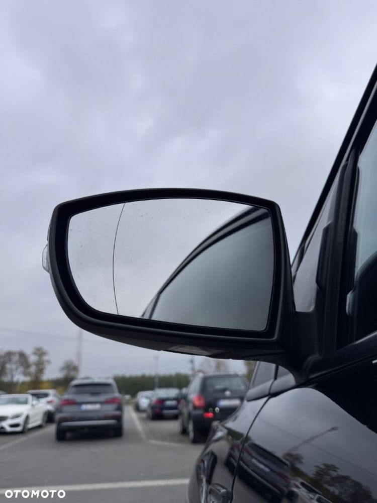 Ford Kuga - 12