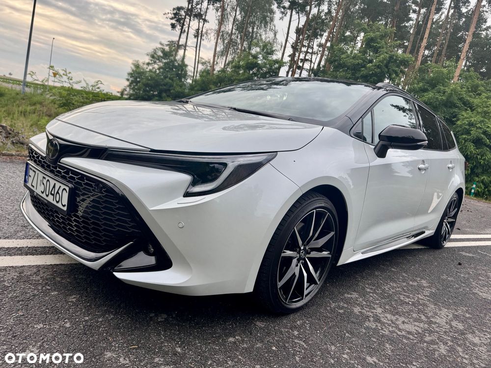 Toyota Corolla 2.0 Hybrid GR Sport Dynamic - 17