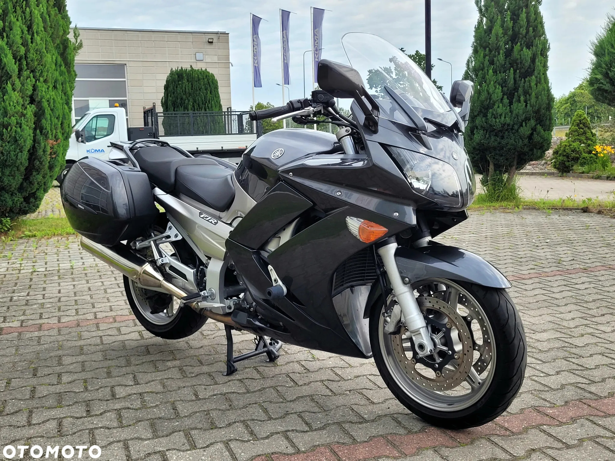 Yamaha FJR - 6