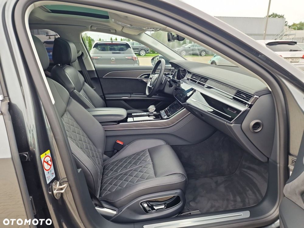 Audi A8 - 32