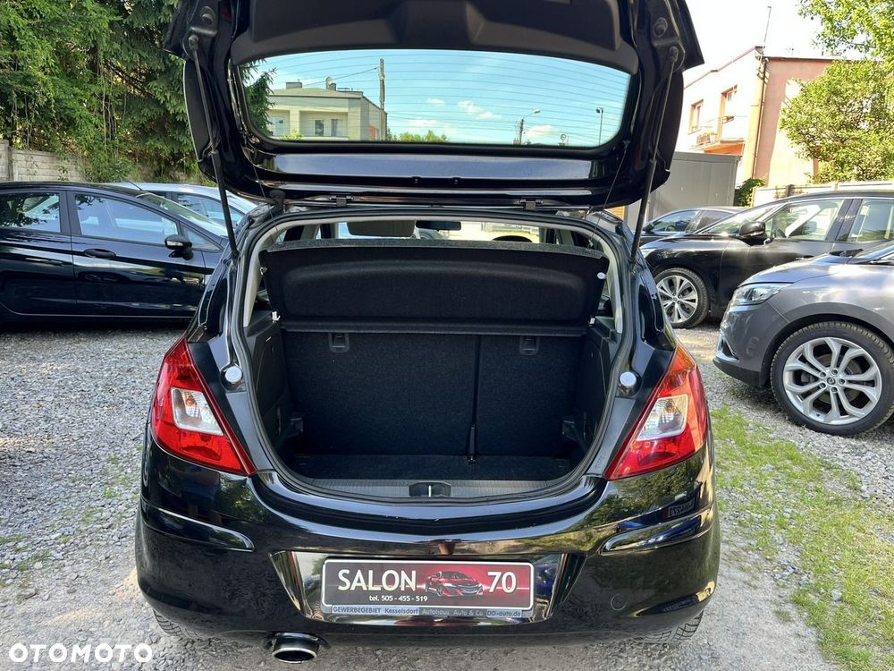 Opel Corsa 1.4 16V Energy - 21