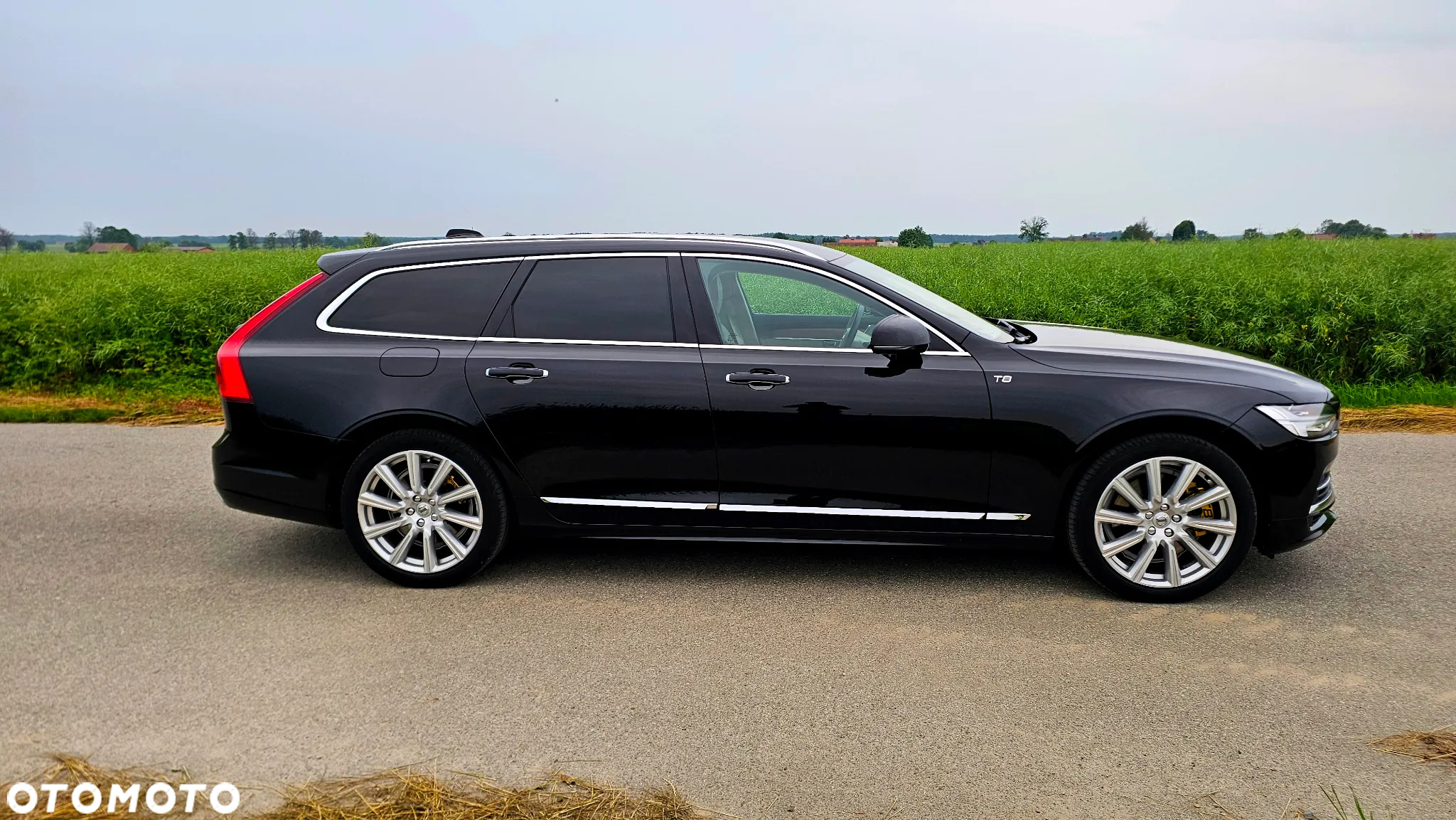 Volvo V90 T8 AWD Plug-In Hybrid Inscription - 4