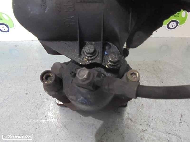 PINÇA TRAVÃO FRONTAL DIREITA SEAT AROSA 2003 - - 2