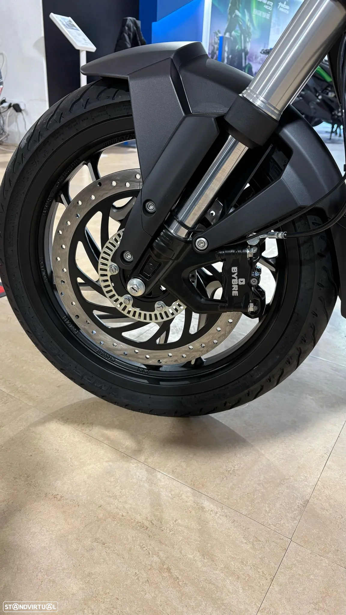 Bajaj Dominar 5 ANOS DE GARANTIA - 11