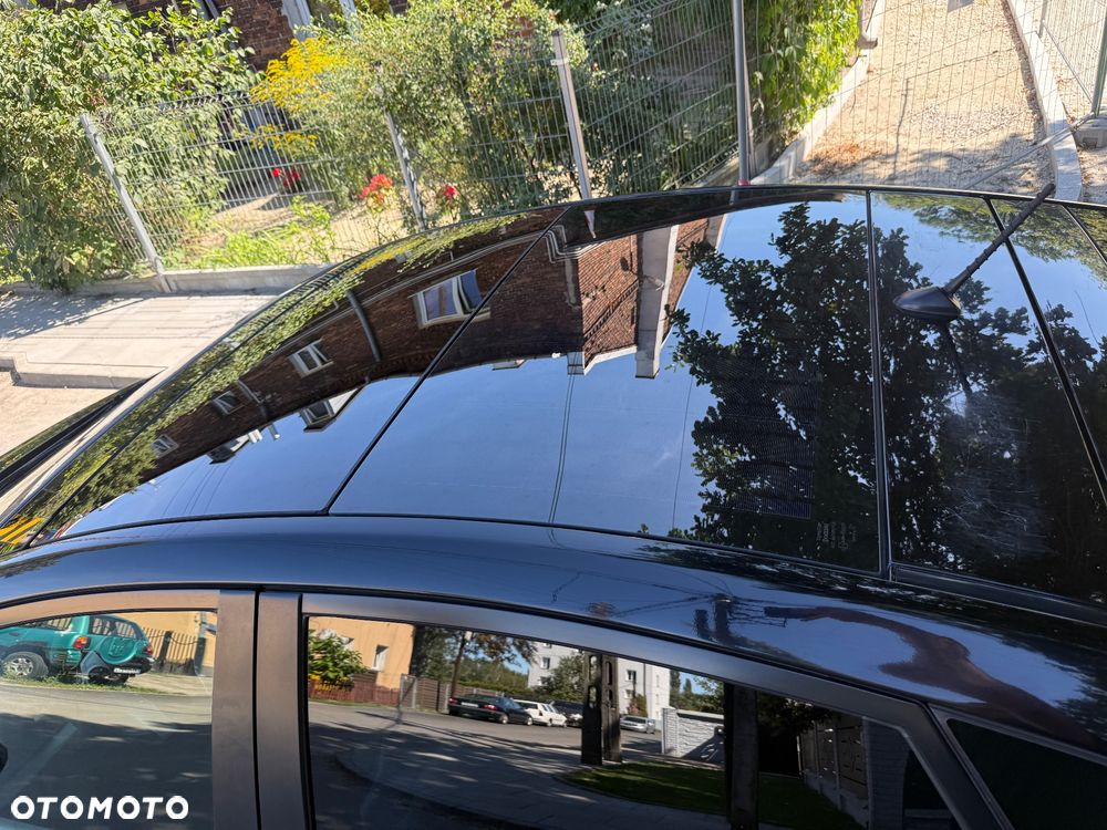 Toyota Prius 1.8 HSD Prestige - 11