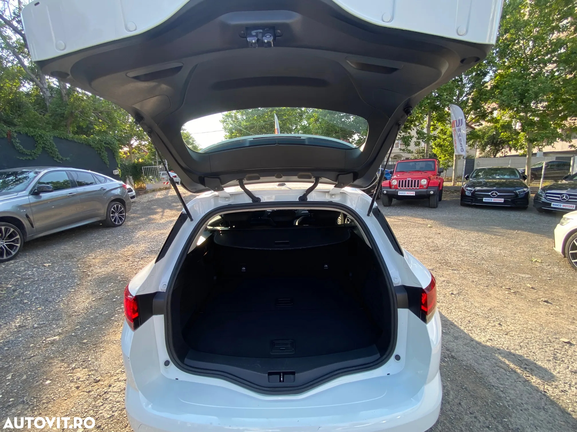 Renault Megane Estate Blue dCI Zen - 9
