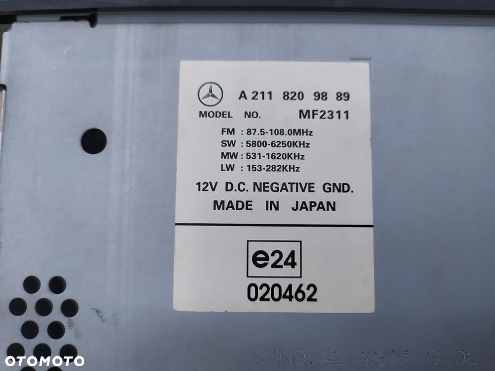 MERCEDES W211 W219 CLS RADIO CD IGŁA A2118209889 MF2311 - 8