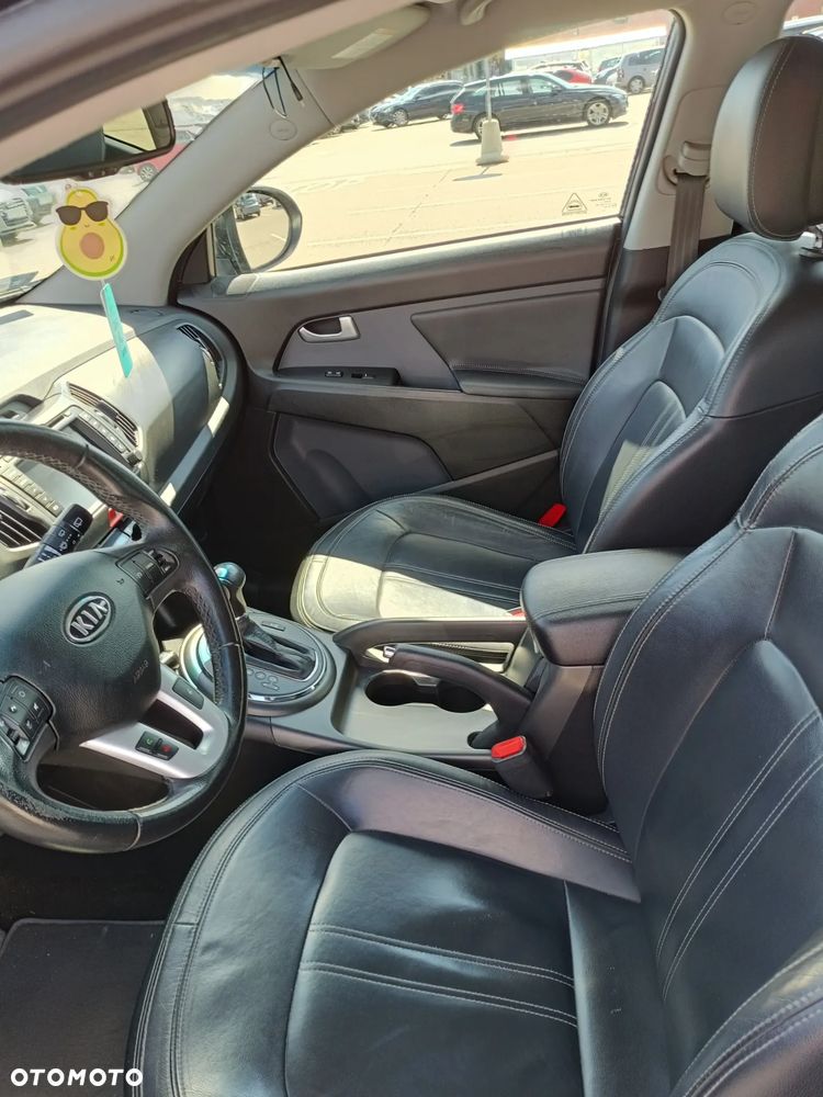 Kia Sportage 2.0 CRDI XL - 13