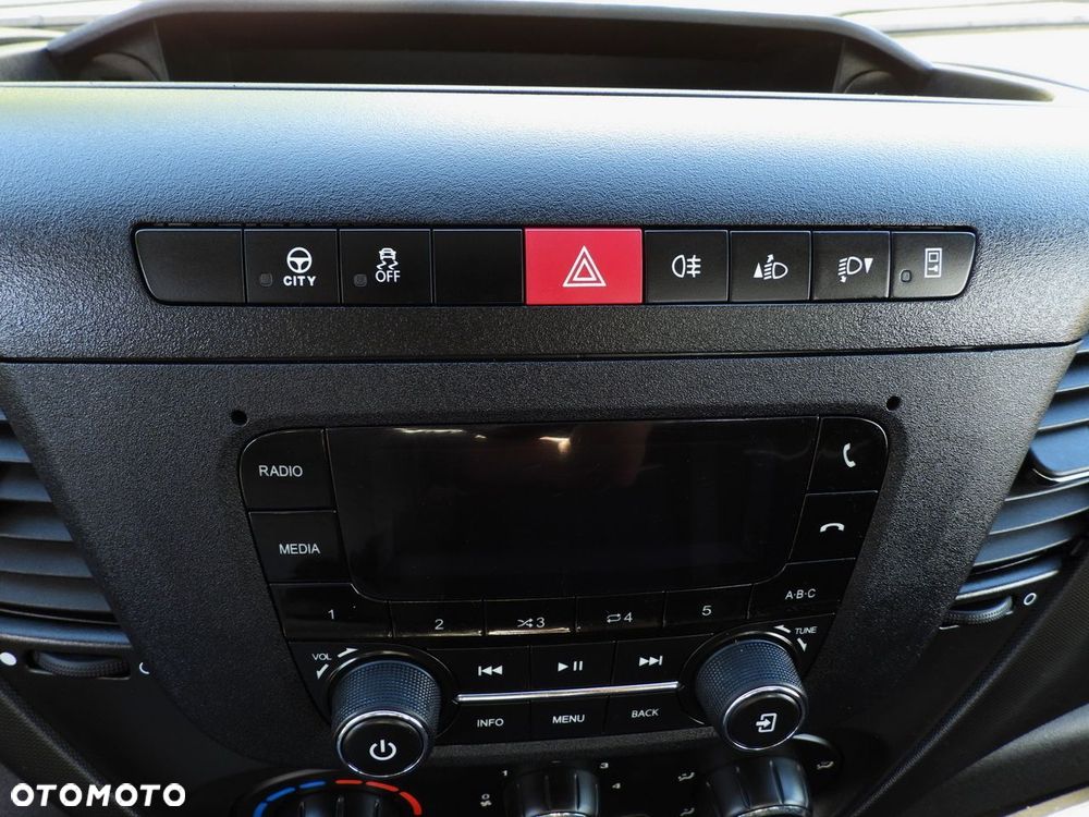 Iveco DAILY 35C16 WYWROTKA TEMPOMAT BLIŹNIACZE KOŁA KLIMATYZACJA  160KM - 36