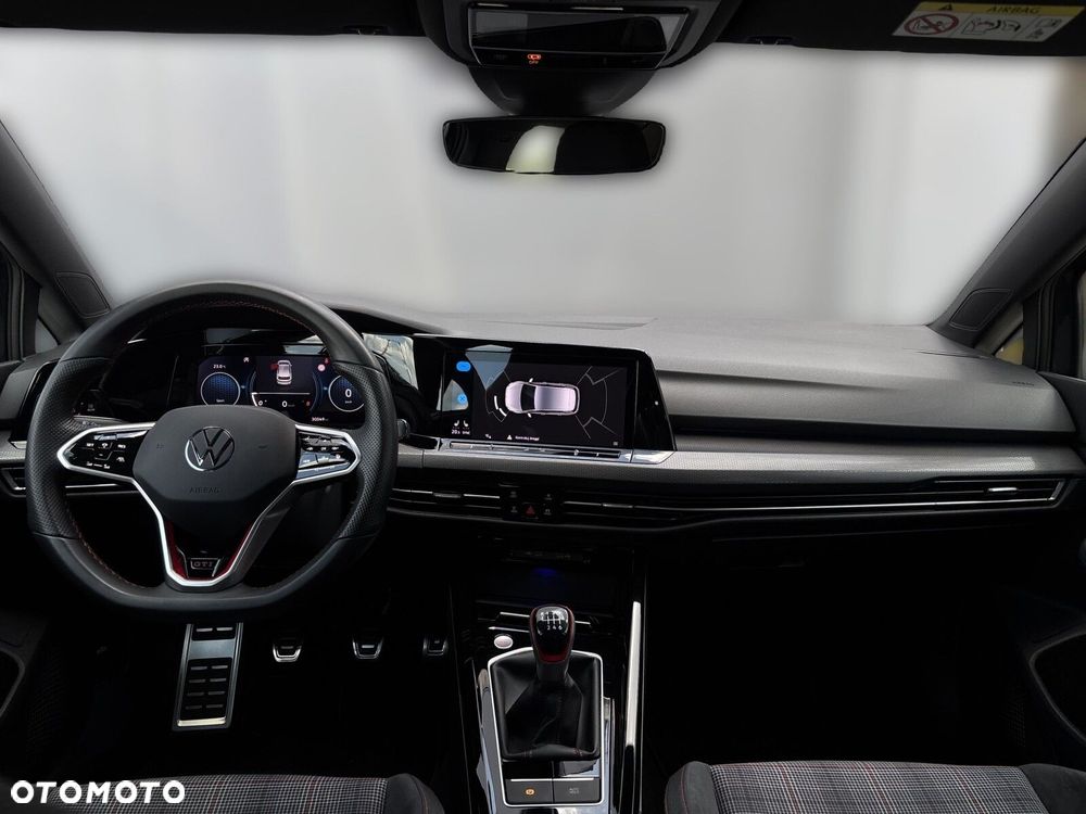 Volkswagen Golf - 12
