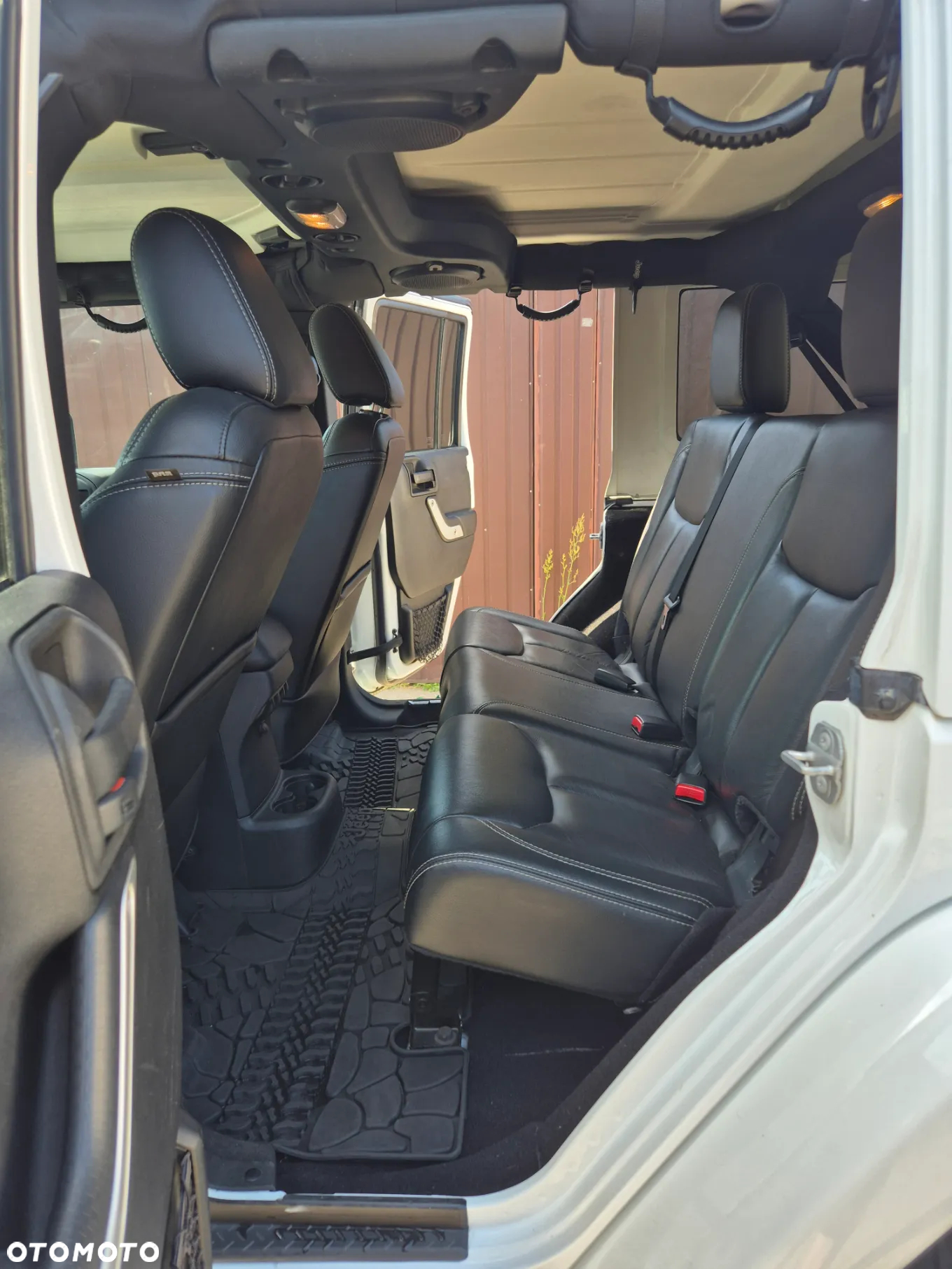 Jeep Wrangler 3.6 Unlim Sahara - 11
