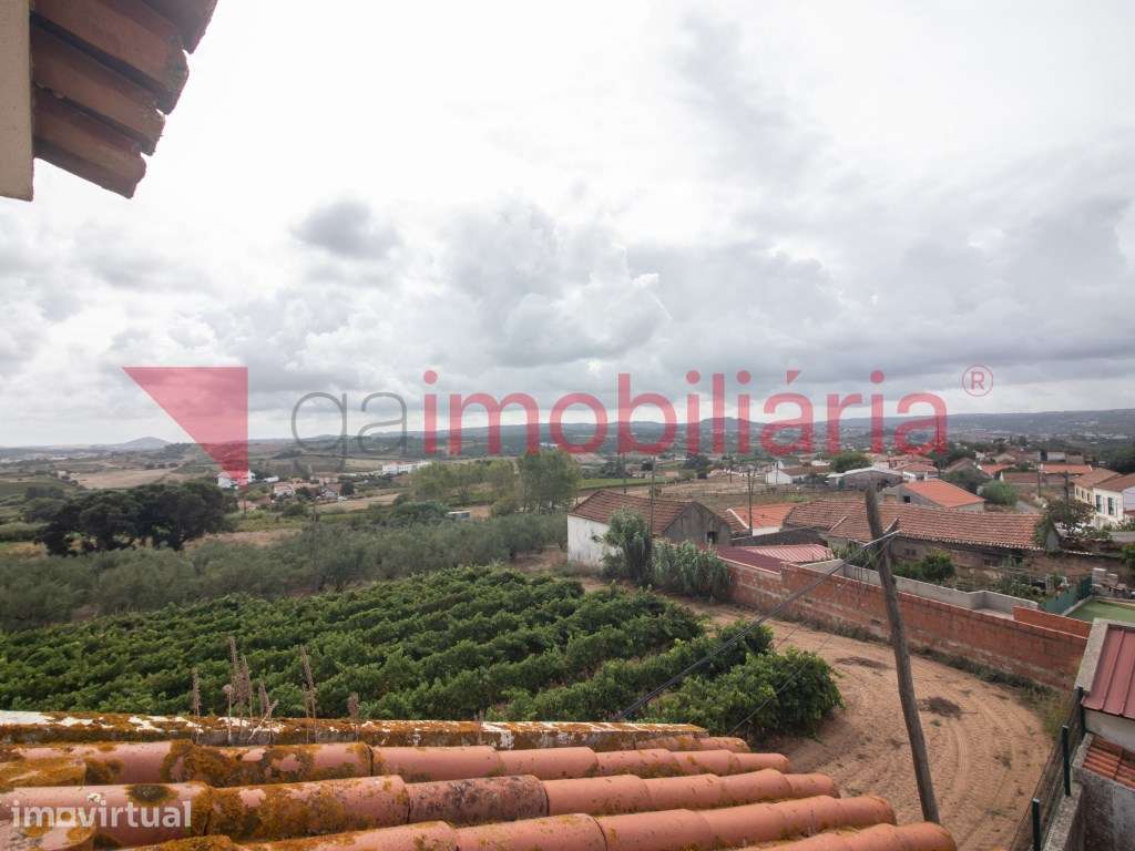 Moradia de 3 Pisos em Penedos de Alenquer - Grande imagem: 2/30