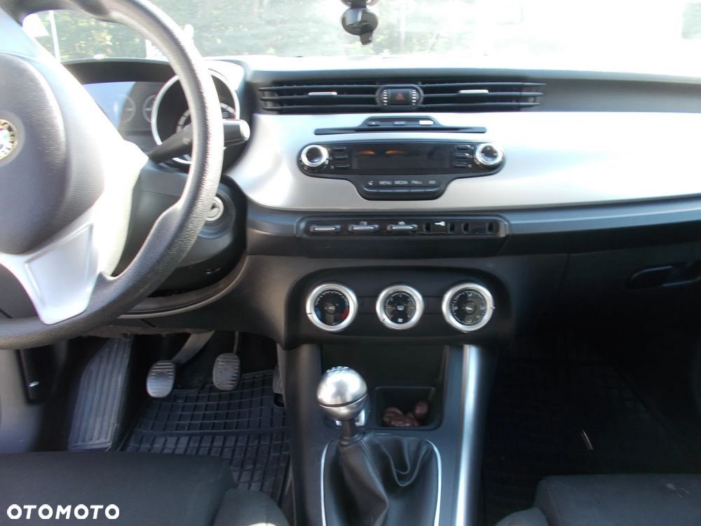 Alfa Romeo Giulietta - 16